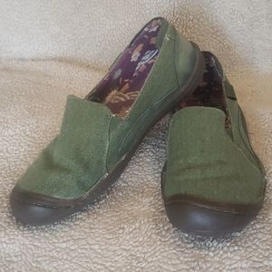 Keen Dill Summer Golden Slip-on Canvas Shoe W Sz 9